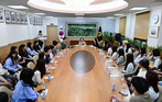 서울시의회 최호정 의장, 대만 정치대학교 어학 연수단과 간담회