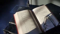 [겨울에도 텍스트힙①] 한강이 쏘아 올린 읽기 열풍, 쓰기로 번지다