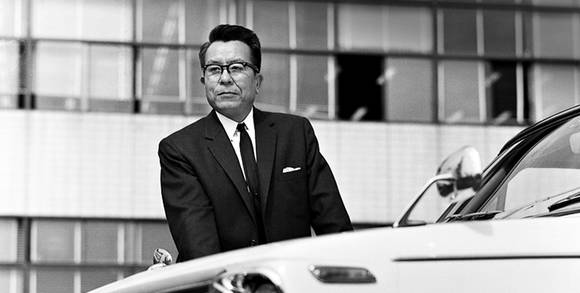 1세대 코롤라의 수석 엔지니어 하세가와 타츠오(1916~2008). (사진=토요타 자동차)