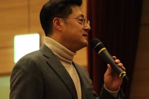 더불어민주당 홍익표 국회의원이 14일 더불어민주당 서울시당 제9차 아카데미에서 강연하는 모습. (사진=홍익표 국회의원 블러그)