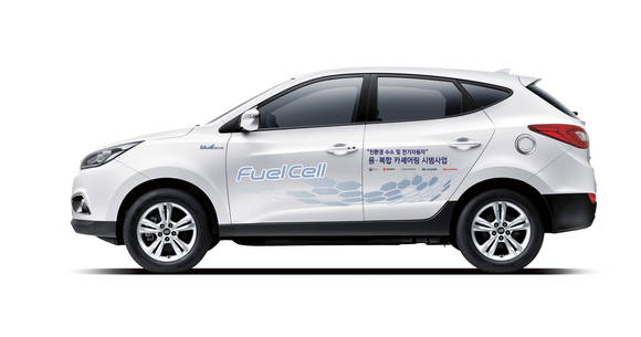 광주광역시, 환경부, 제이카, 창조경제추진단, 광주창조경제혁신센터, 현대자동차그룹은 6일(월) 광주시청 앞 문화광장에서 ‘친환경 수소 및 전기자동차 융·복합 카셰어링 시범사업’ 발대식을 갖고 시범 운행을 시작한다. (사진 = 현대자동차그룹)