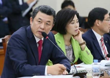 자유한국당 윤영석 국회의원이 지난해 국정감사에서 질의하는 모습. (사진=연합뉴스)