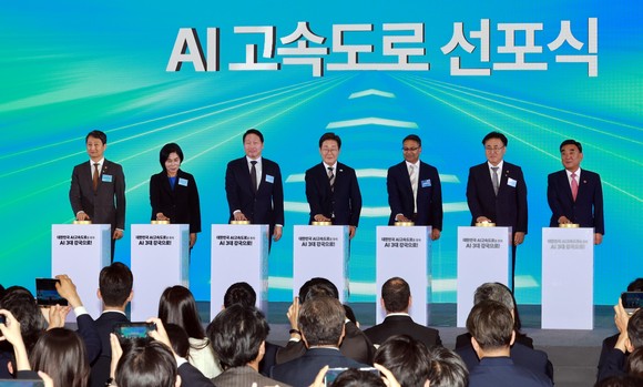 [新정부 경제 전망③] 하나증권 “AI·반도체 중심 산업 재편 전망…중장기 포트폴리오 조정 필요”