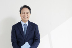 [리더&CEO] 진옥동 체제 3년, 신한금융의 수익 공식이 바뀌다