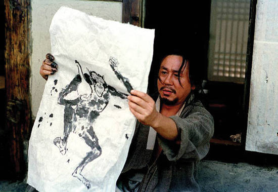 영화 ‘취화선’(2002)은 안견, 김홍도와 함께 조선시대 3대 화가로 불리는 장승업의 삶을 그린 작품으로 그의 그림 또한 볼 수 있다. 사진 = 네이버 영화