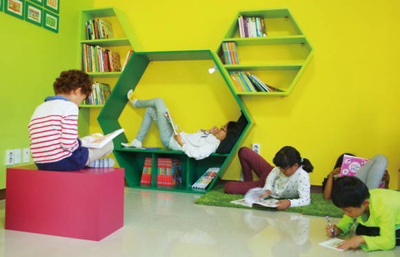 문화사각지대에 놓인 어린이들을 위한 ‘넥슨작은책방’은 국내외에 총 118 곳이 마련됐다. 사진 = 넥슨