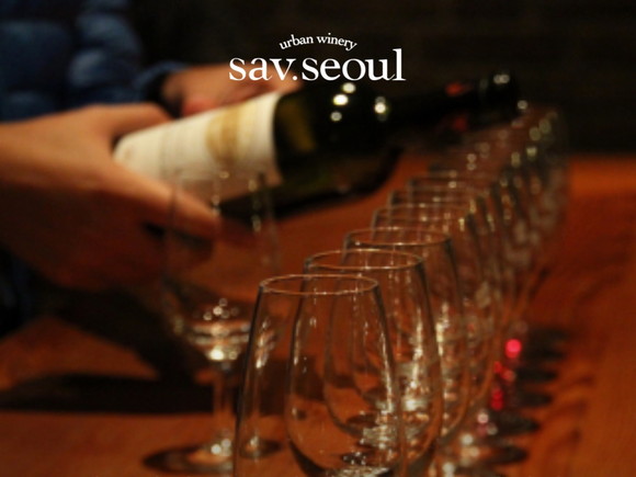 [Wine&Trend] 요새 누가 촌스럽게 와인 한 병 다 마시나… 한 잔이면 충분